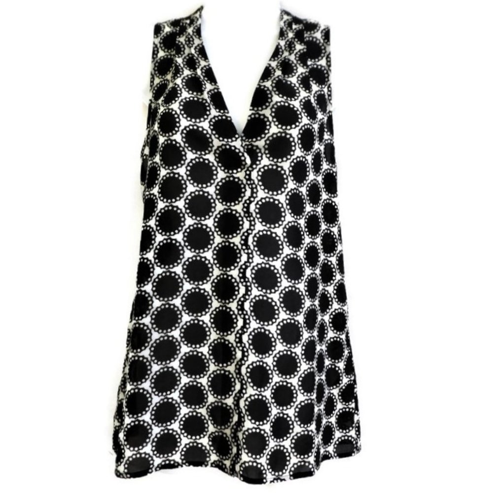 Banana Republic Sleeveless Blouse V Neck Geo Circles Black White Pleated Slits S